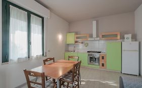 Villa Natalina - A 100 Metri Dalle Terme Virgilio